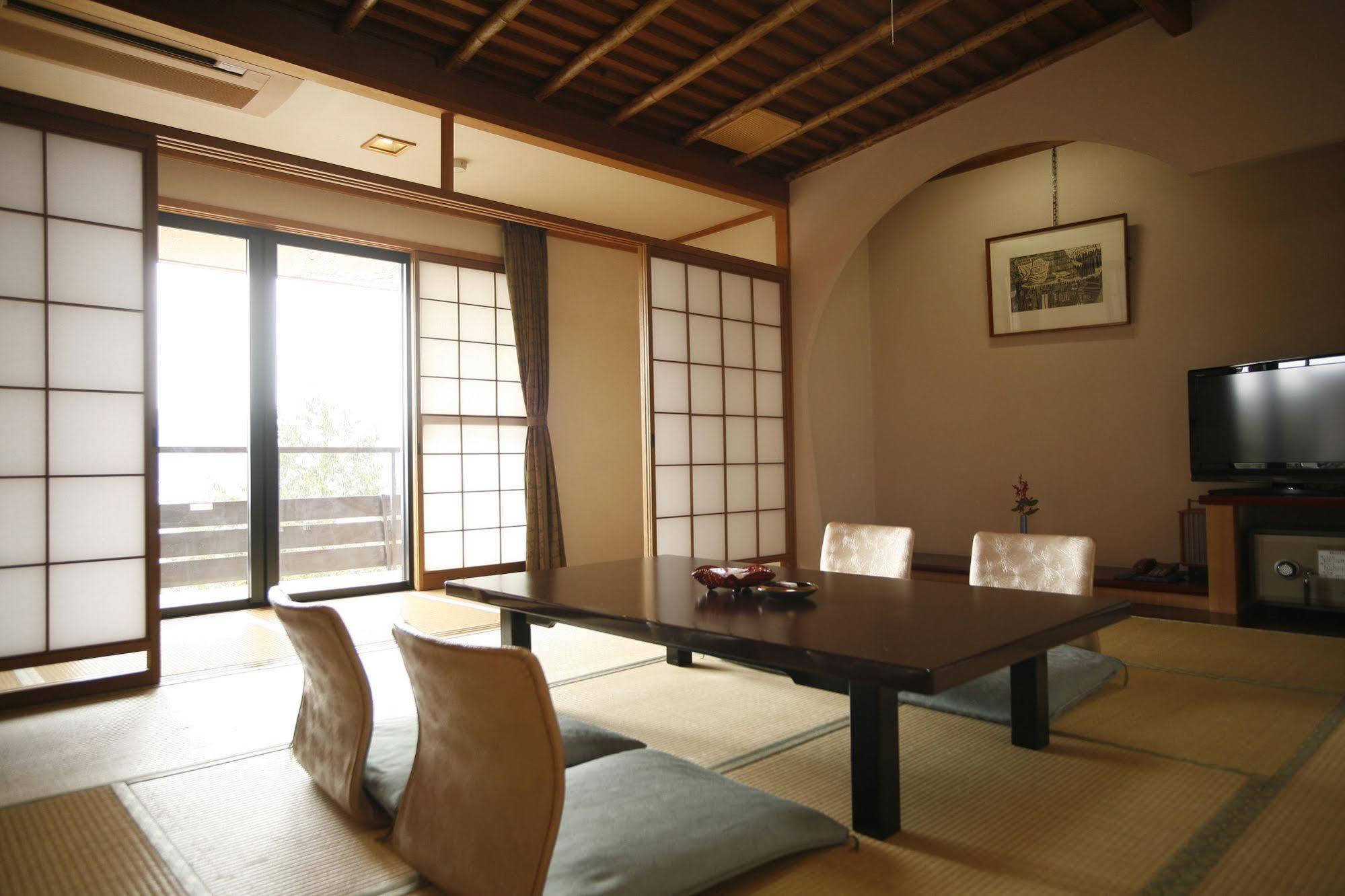 Takayama Kanko Hotel Eksteriør bilde